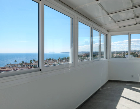 Duplex Penthouse for sale in Bahía de Estepona, Estepona West