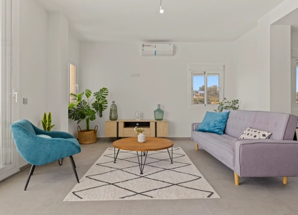 STUNNING FRONTLINE 3-BEDROOM DUPLEX PENTHOUSE WITH PANORAMIC SEA VIEWS