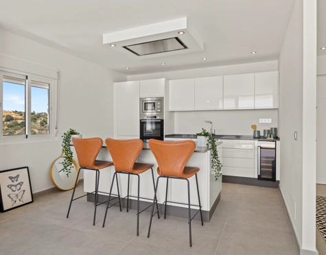 Duplex Penthouse for sale in Bahía de Estepona, Estepona West