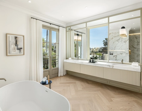 Villa for sale in Nueva Andalucia, Marbella