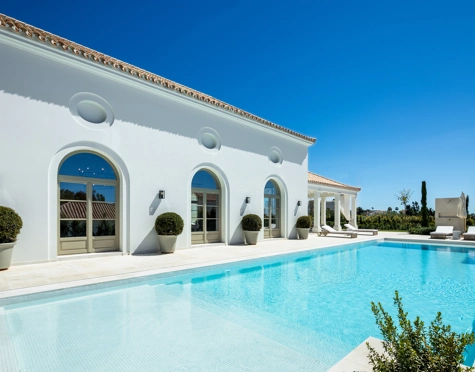 Villa for sale in Nueva Andalucia, Marbella