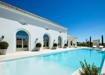 EXQUISITA VILLA DE LUJO EN VENTA EN LA CERQUILLA