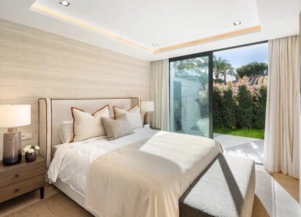 EXCEPTIONAL LUXURY VILLA FOR SALE IN LAS BRISAS