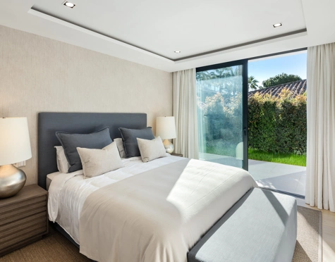 Villa en venta en Las Brisas, Nueva Andalucia