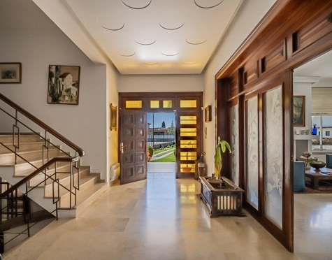 Villa for sale in El Mirador, Marbella