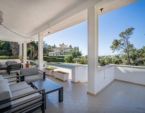 Villa for sale in El Mirador, Marbella