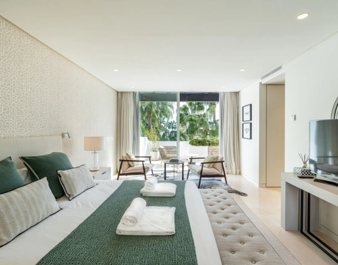 Atico Duplex en venta en Marina Puente Romano, Marbella Golden Mile