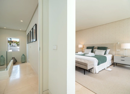EXCEPCIONAL ÁTICO DUPLEX DE 4 DORMITORIOS EN PUENTE ROMANO
