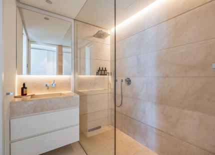 EXCEPCIONAL ÁTICO DUPLEX DE 4 DORMITORIOS EN PUENTE ROMANO