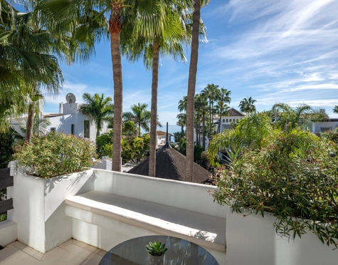 Atico Duplex en venta en Marina Puente Romano, Marbella Golden Mile