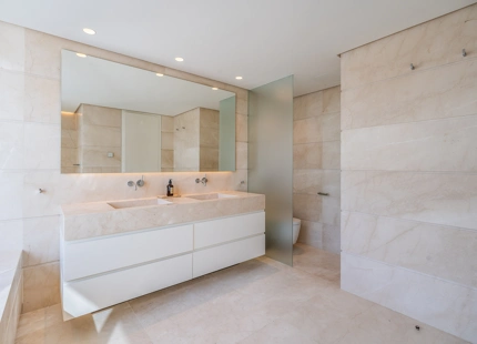 EXCEPCIONAL ÁTICO DUPLEX DE 4 DORMITORIOS EN PUENTE ROMANO