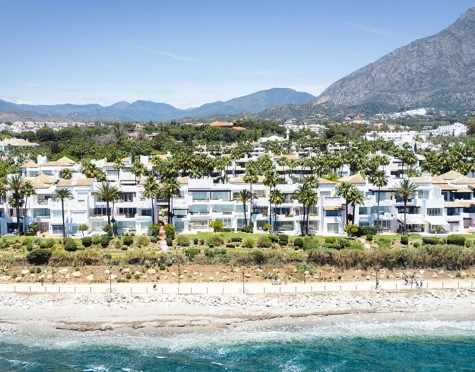 Apartamento Planta Baja en venta en Puente Romano, Marbella Golden Mile