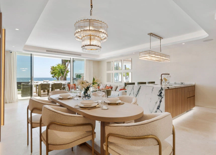 EXCEPTIONAL FRONTLINE BEACH APARTMENT IN PUENTE ROMANO WITH BREATHTAKING SEA VIEWS