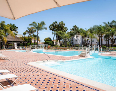 Apartamento Planta Baja en venta en Puente Romano, Marbella Golden Mile