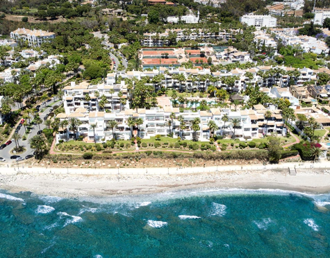 Apartamento Planta Baja en venta en Puente Romano, Marbella Golden Mile