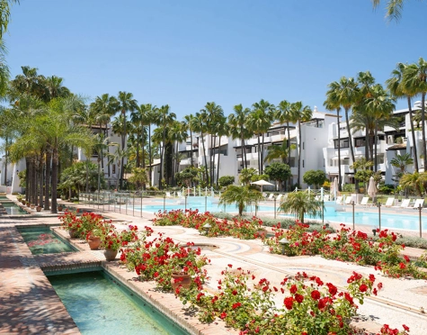 Apartamento Planta Baja en venta en Puente Romano, Marbella Golden Mile