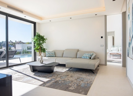 EXQUISITE 6-BEDROOM VILLA WITH BREATHTAKING VIEWS IN LOMAS DE LA QUINTA