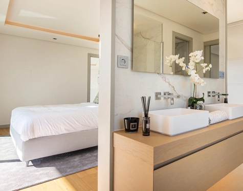 Villa en venta en Lomas de La Quinta, Benahavis