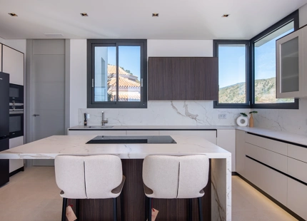 EXQUISITE 6-BEDROOM VILLA WITH BREATHTAKING VIEWS IN LOMAS DE LA QUINTA