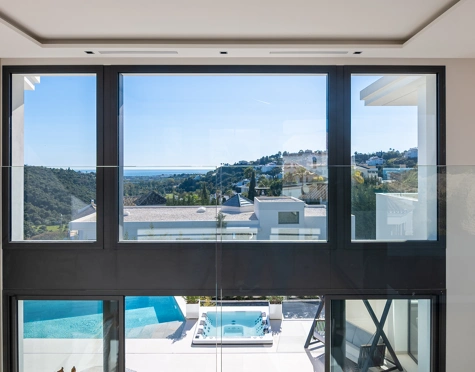 Villa en venta en Lomas de La Quinta, Benahavis