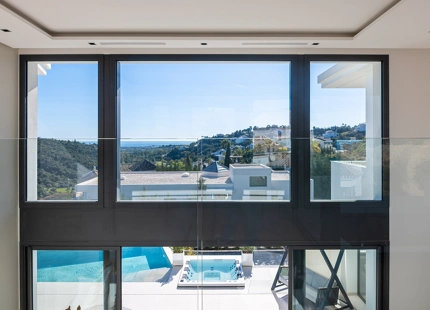 EXQUISITE 6-BEDROOM VILLA WITH BREATHTAKING VIEWS IN LOMAS DE LA QUINTA