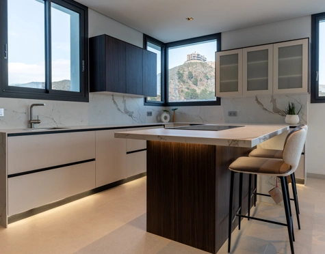 Villa en venta en Lomas de La Quinta, Benahavis