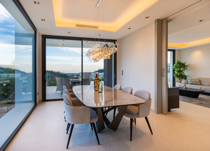 EXQUISITE 6-BEDROOM VILLA WITH BREATHTAKING VIEWS IN LOMAS DE LA QUINTA