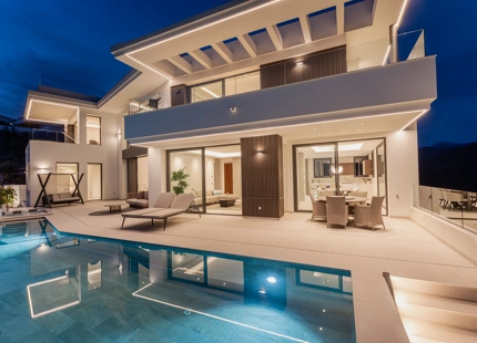 EXQUISITE 6-BEDROOM VILLA WITH BREATHTAKING VIEWS IN LOMAS DE LA QUINTA