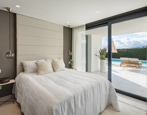 Villa en venta en Nueva Andalucia, Marbella