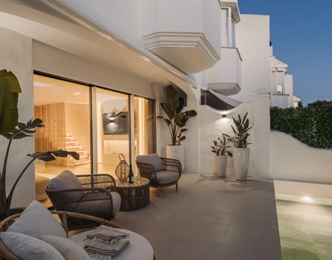 Town House for sale in Altos de Puente Romano, Marbella Golden Mile