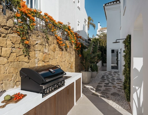 Town House for sale in Altos de Puente Romano, Marbella Golden Mile