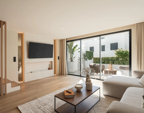 Town House for sale in Altos de Puente Romano, Marbella Golden Mile