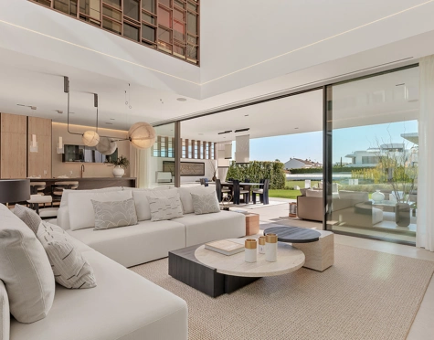 Semi Detached Villa for sale in Marbella Golden Mile