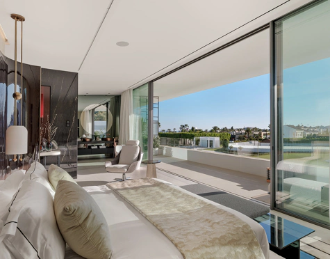 Semi Detached Villa for sale in Marbella Golden Mile