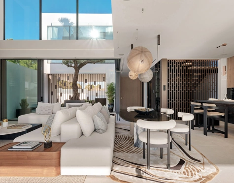 Semi Detached Villa for sale in Marbella Golden Mile
