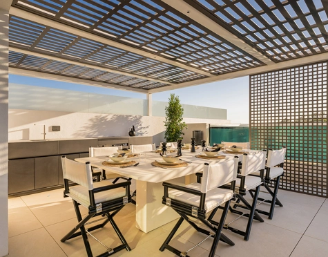 Semi Detached Villa for sale in Marbella Golden Mile