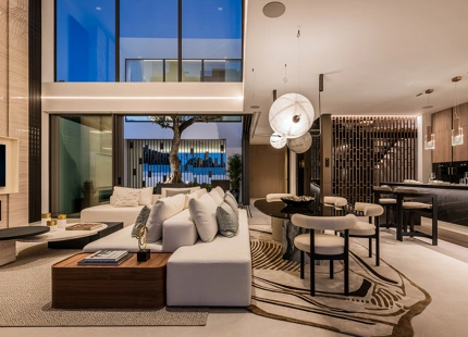 EXCEPCIONAL VILLA DE 4 DORMITORIOS EN LA MILLA DE ORO DE MARBELLA CON AMENIDADES INIGUALABLES