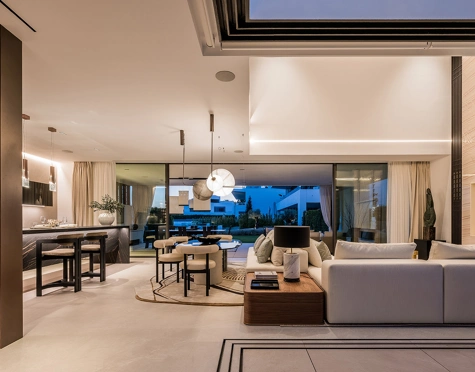 Semi Detached Villa for sale in Marbella Golden Mile