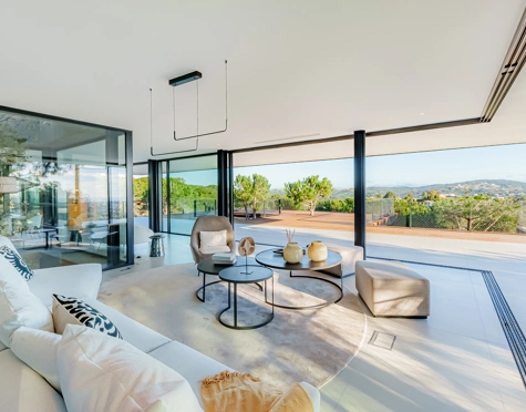 Villa for sale in Sotogrande Alto