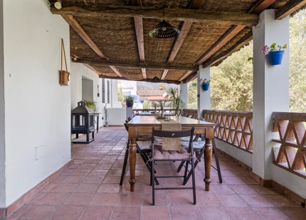 ELEGANT 9-BEDROOM VILLA IN CORTES DE LA FRONTERA WITH INCREDIBLE POTENTIAL