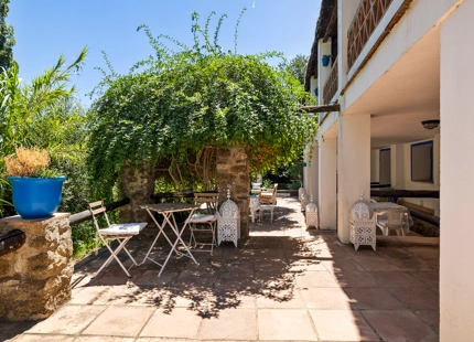 ELEGANT 9-BEDROOM VILLA IN CORTES DE LA FRONTERA WITH INCREDIBLE POTENTIAL