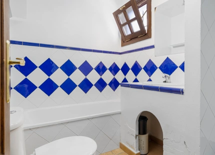 ELEGANT 9-BEDROOM VILLA IN CORTES DE LA FRONTERA WITH INCREDIBLE POTENTIAL
