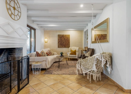 ELEGANT 9-BEDROOM VILLA IN CORTES DE LA FRONTERA WITH INCREDIBLE POTENTIAL