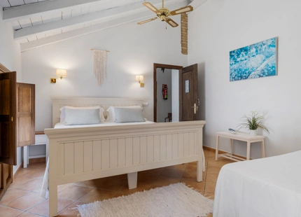 ELEGANT 9-BEDROOM VILLA IN CORTES DE LA FRONTERA WITH INCREDIBLE POTENTIAL