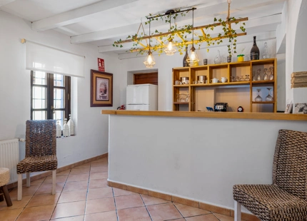 ELEGANT 9-BEDROOM VILLA IN CORTES DE LA FRONTERA WITH INCREDIBLE POTENTIAL