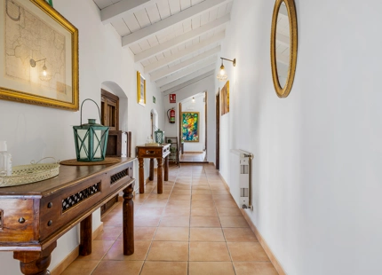 ELEGANT 9-BEDROOM VILLA IN CORTES DE LA FRONTERA WITH INCREDIBLE POTENTIAL