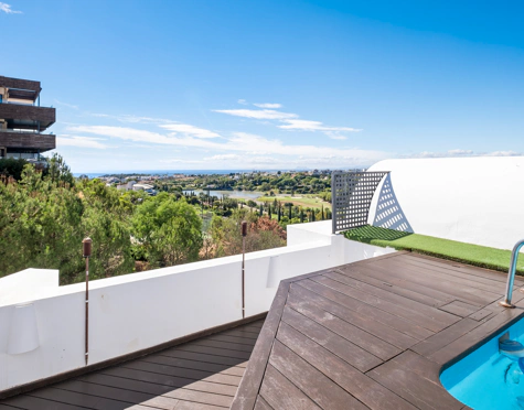 Duplex Penthouse for sale in Los Flamingos Golf, Benahavis