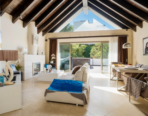 Duplex Penthouse for sale in Los Flamingos Golf, Benahavis