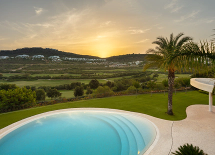 VILLA DE LUJO EN LADO DE GOLF CON VISTAS IMPRESIONANTES