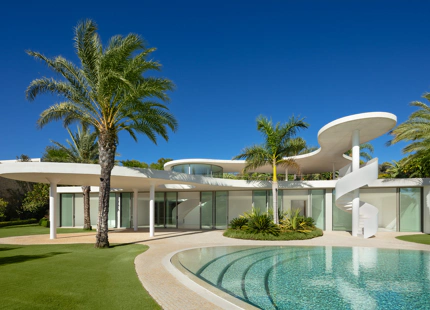 VILLA DE LUJO EN LADO DE GOLF CON VISTAS IMPRESIONANTES